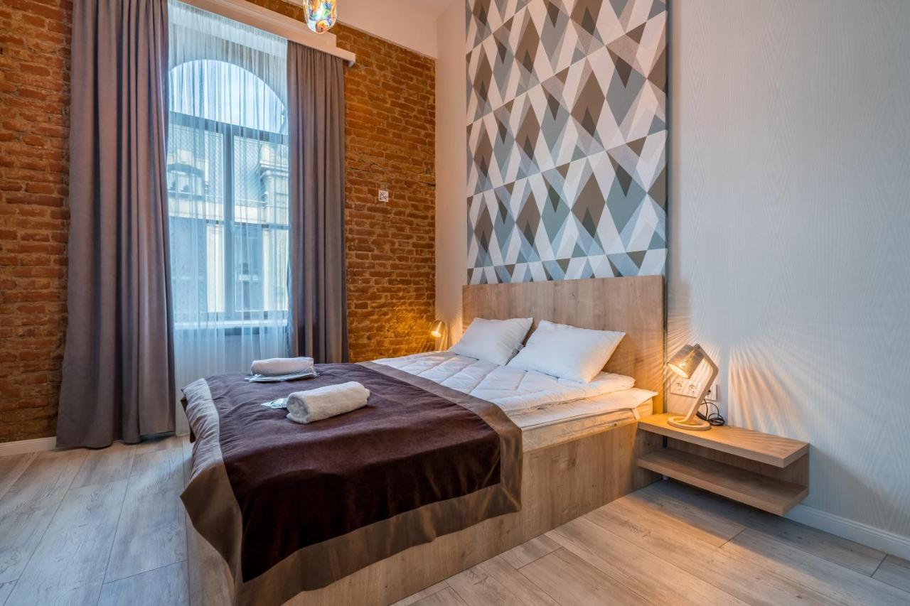 Mini Hotel On Aghmashenebeli Ave Тбілісі Екстер'єр фото