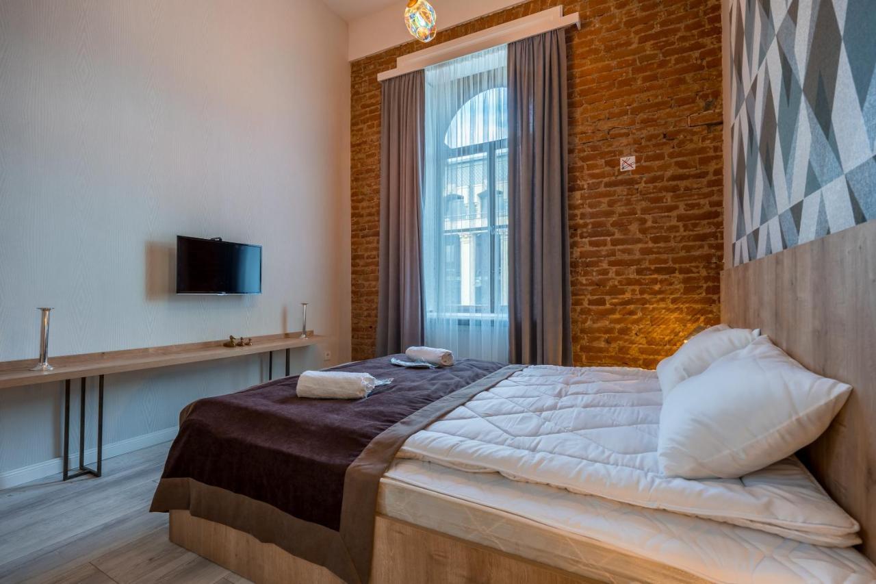 Mini Hotel On Aghmashenebeli Ave Тбілісі Екстер'єр фото